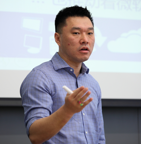 微软大中华区副总裁兼市场战略部总经理、大中华区首席云计算战略官谢恩伟