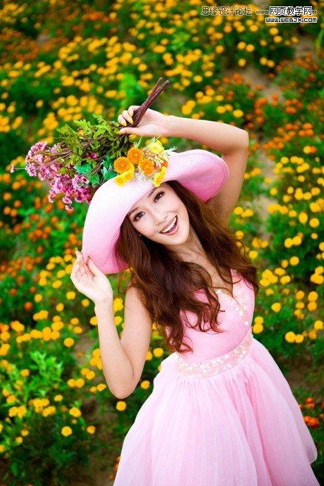 Photoshop调出林中美女复古暖黄色调