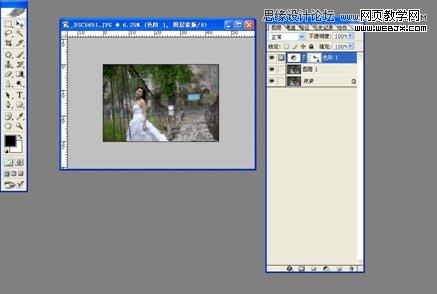 Photoshop调出婚片优美的V2色调