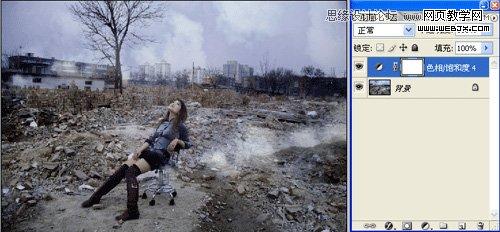 Photoshop调出做在废墟中的女孩战火颓废色彩