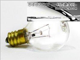 Photoshop创意合成灯泡中的金鱼