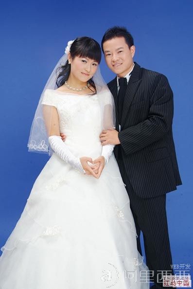 Photoshop抠图教程:简单背景扣婚纱照_webjx.com