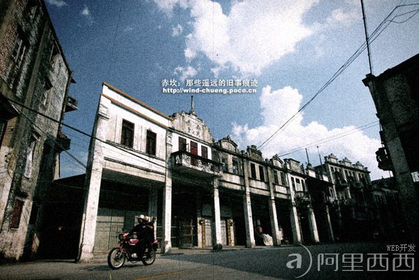 Photoshop教程:制作复古色人像怀旧照片_爱易学习网