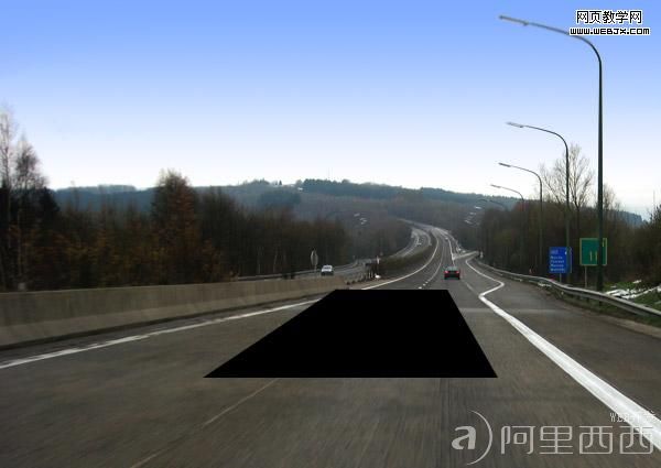 PS照片合成教程:着火的疯狂F1赛车_ali xixi.com